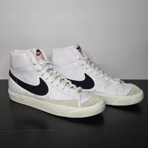 Nike Blazer Mid 77 White Black Sneakers Women’s 8.5